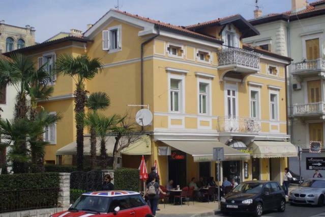 Apartment Center Opatija Exterior photo