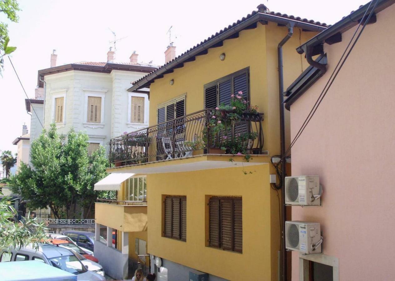 Apartment Center Opatija Exterior photo